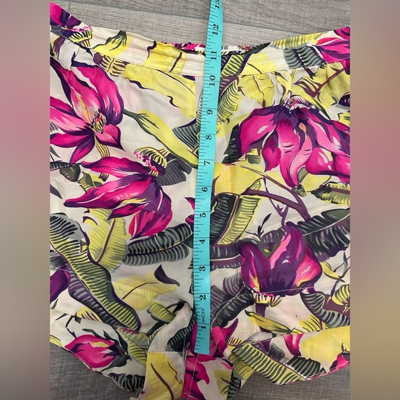 Zimmermann - 100% Silk Floral Shorts - Picture 7 of 8